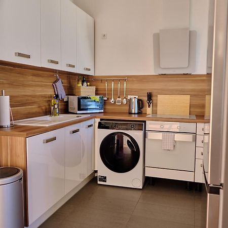 Historisches Deluxe Apartment Im Marianum Нойс Екстериор снимка