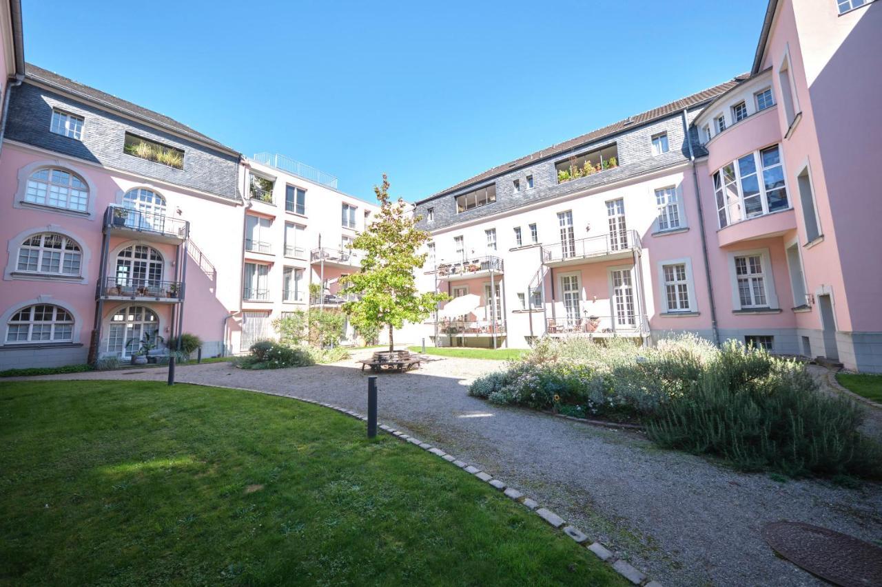 Historisches Deluxe Apartment Im Marianum Нойс Екстериор снимка