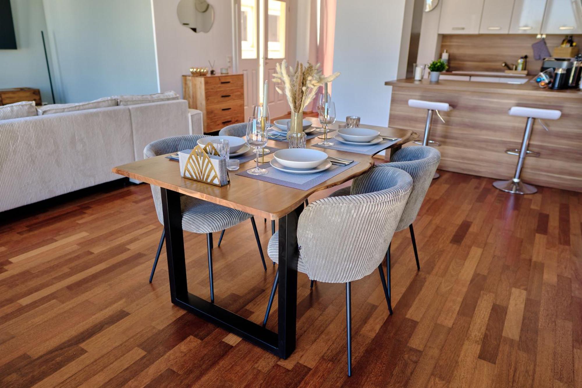 Historisches Deluxe Apartment Im Marianum Нойс Стая снимка