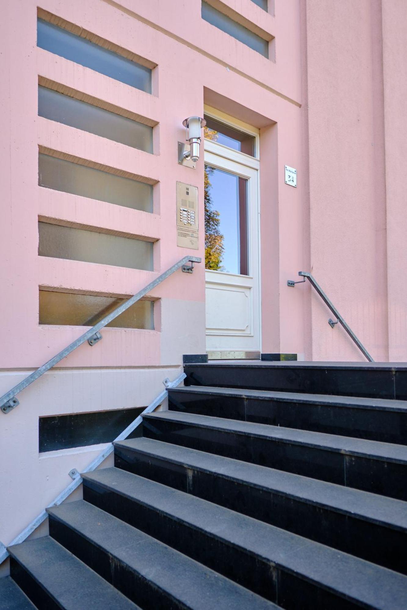 Historisches Deluxe Apartment Im Marianum Нойс Стая снимка