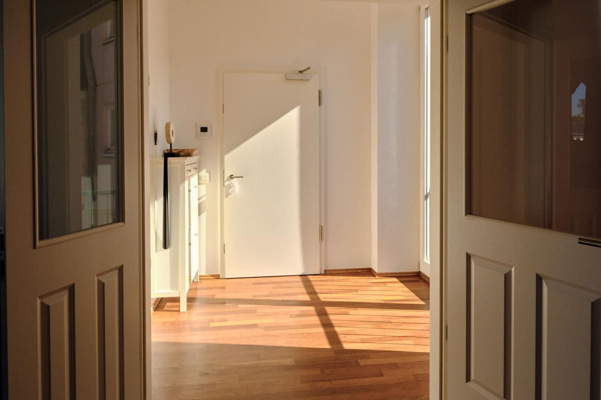 Historisches Deluxe Apartment Im Marianum Нойс Стая снимка
