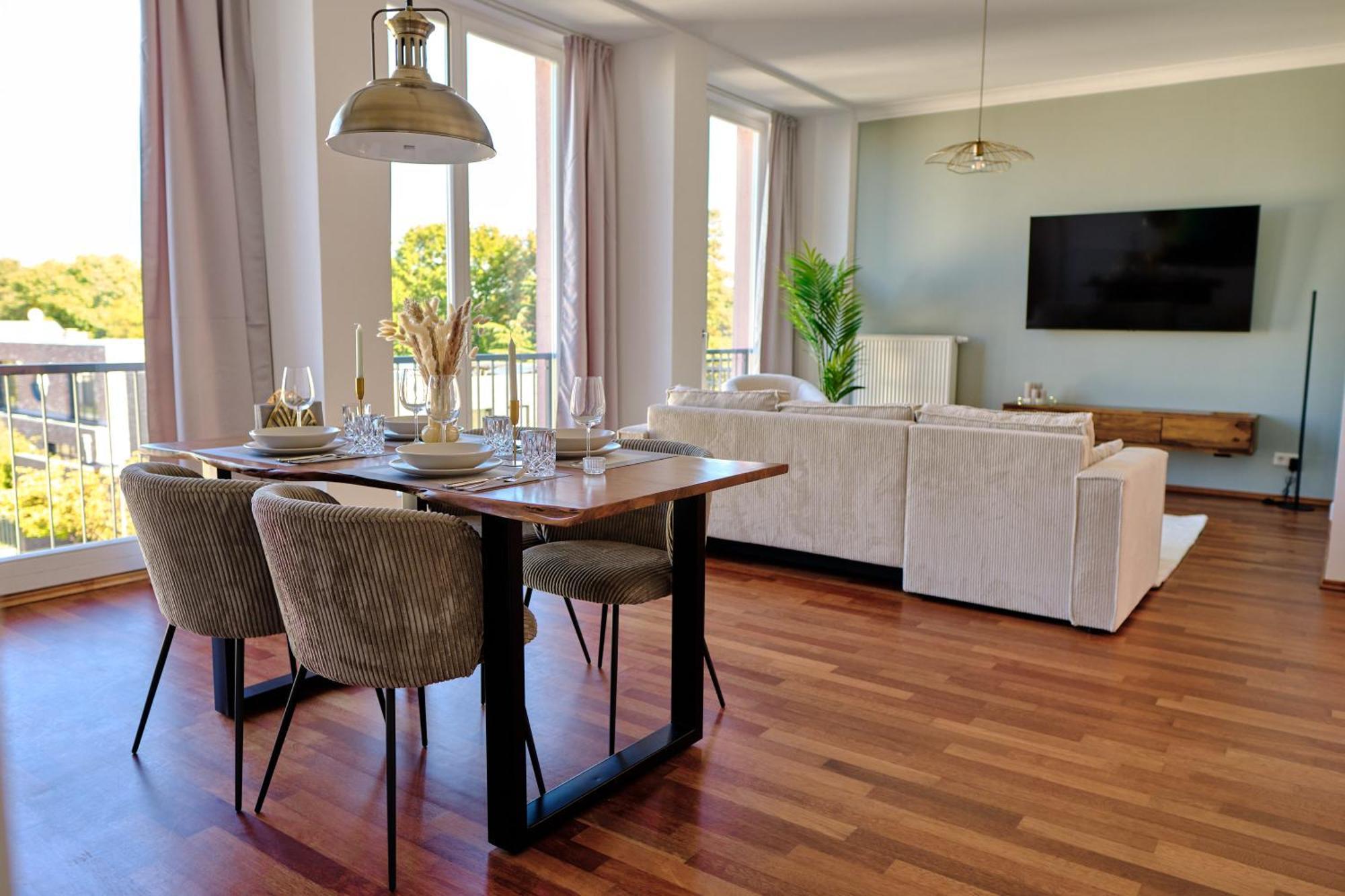 Historisches Deluxe Apartment Im Marianum Нойс Екстериор снимка